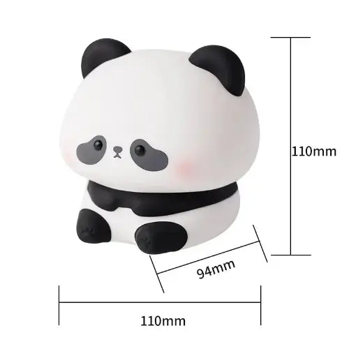 Veilleuse LED Petit Panda avec lumière douce et chaleureuse, parfaite pour créer une ambiance apaisante et rassurante dans la chambre des enfants - Pixel Deco